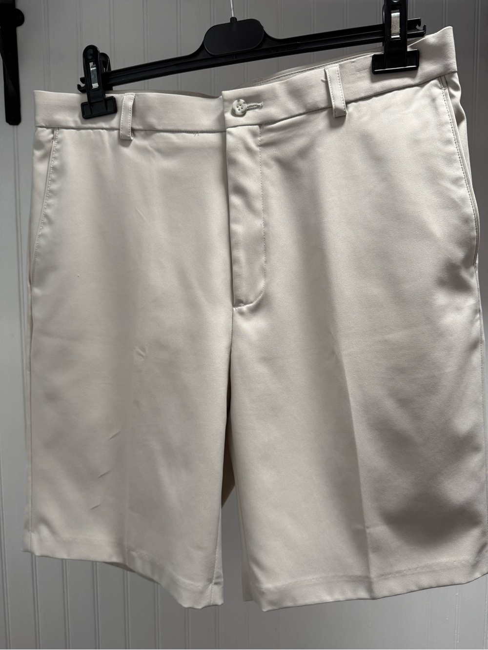 Men's Classic Cream Chino Shorts